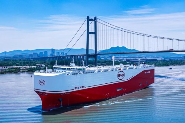 富腾优配  比亚迪西安号正式交付，14条滚装船年运力超过100万辆！